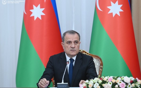 ceyhun-bayramov-gurcustana-resmi-sefere-yola-dusub